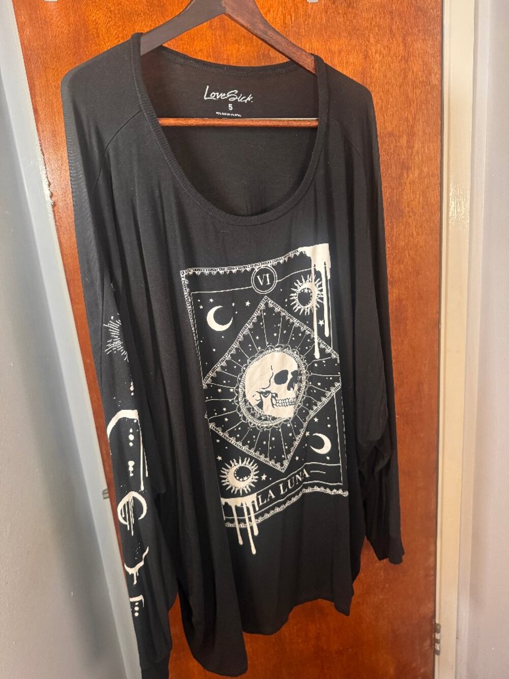 Love Sick, La Luna long sleeve skull shirt